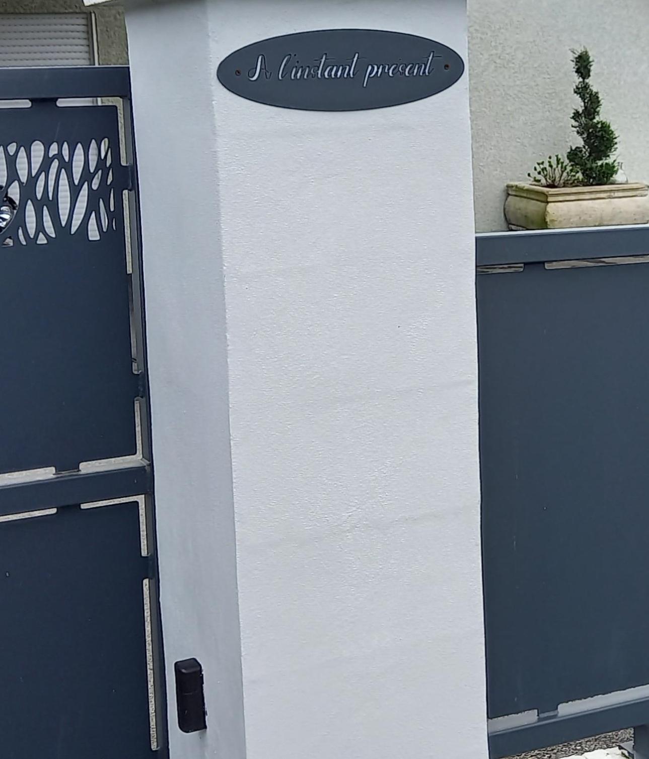A L Instant Présent